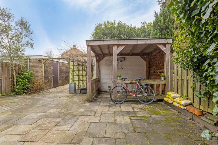 Foto 26 van Admiraal de Ruyterlaan 25