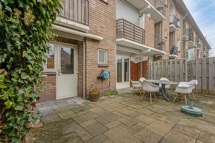 Foto 27 van Admiraal de Ruyterlaan 25