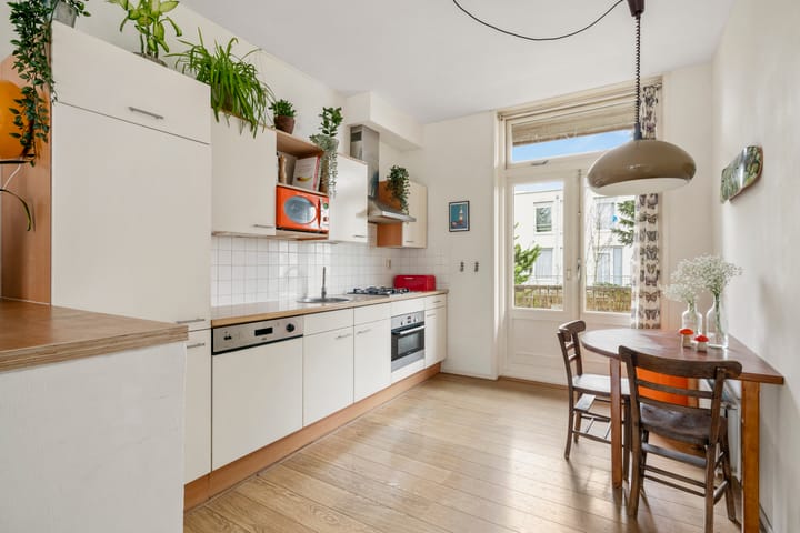 Foto 13 van Eerste Atjehstraat 152-D