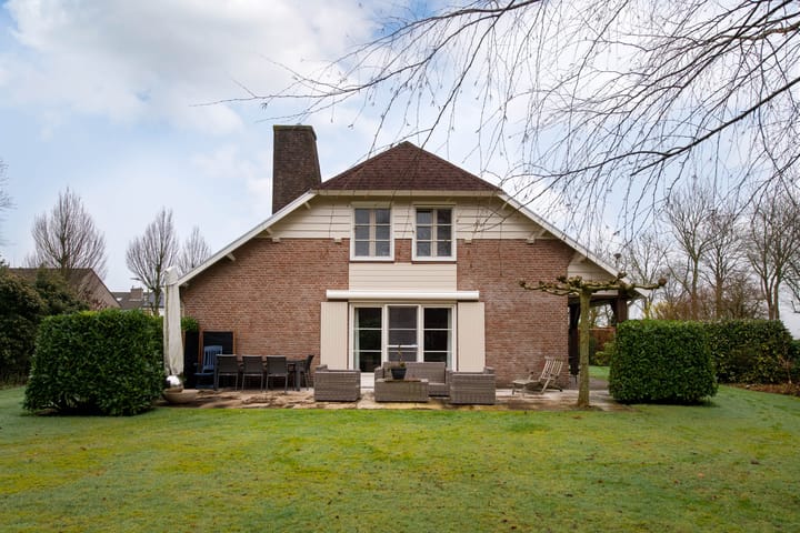 Foto 33 van Neerakker 23