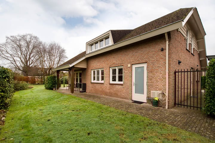 Foto 40 van Neerakker 23