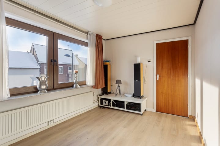 Photo 36 of Kerkstraat 101-A