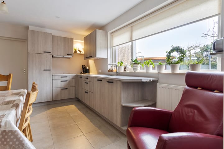 Photo 9 of Meestoof 6