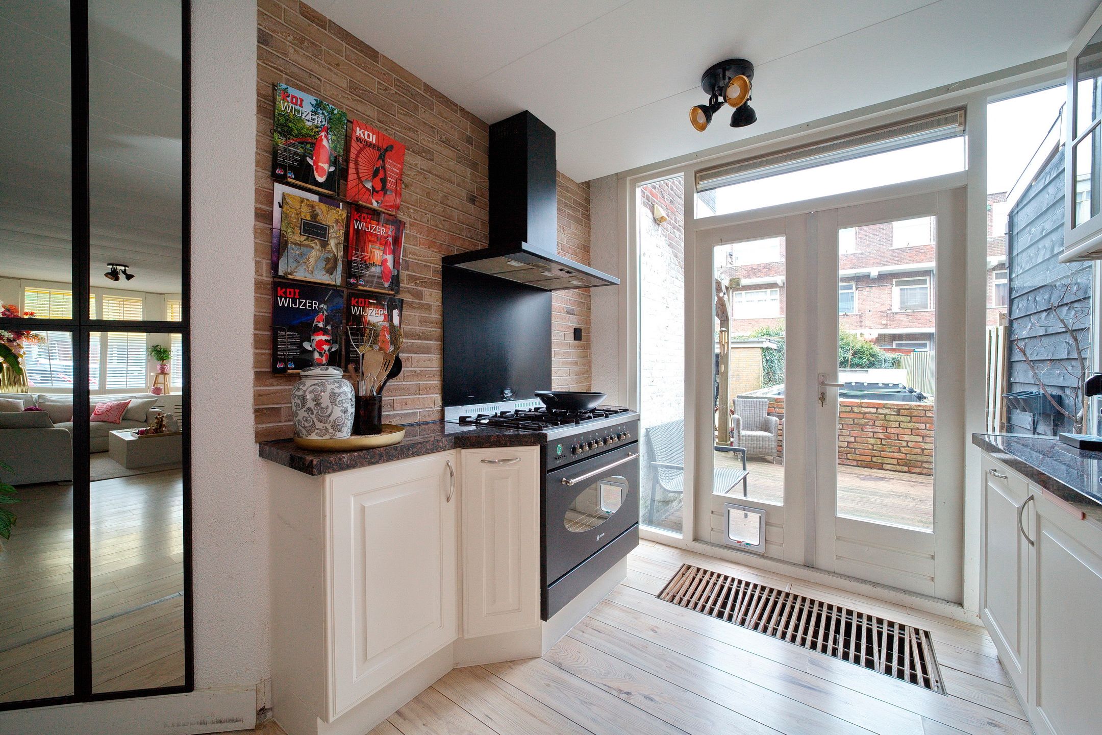 Foto 9 van Mient 320