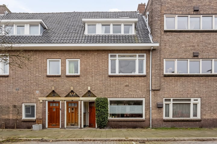 Bekijk foto van Scheldestraat 1