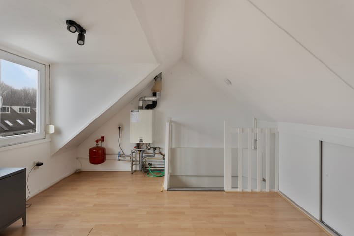 Foto 28 van Jan Linthorststraat 22