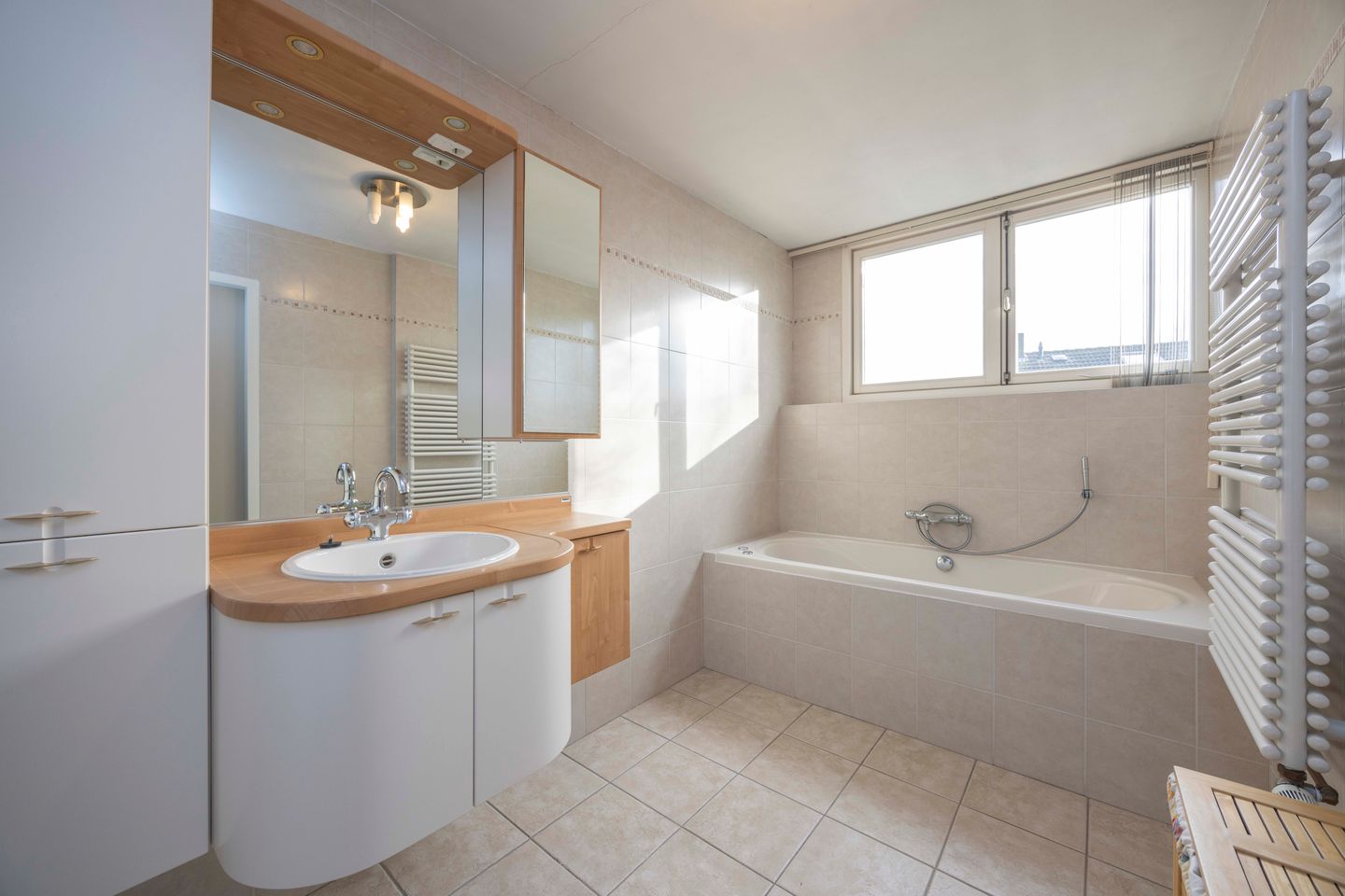 Photo 19 of Achthoevenstraat 82