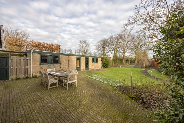 Foto 28 van Achthoevenstraat 82