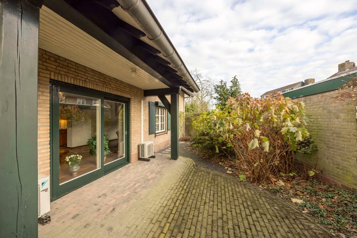 Foto 29 van Achthoevenstraat 82