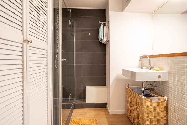 Foto 15 van Van Galenstraat 14-N