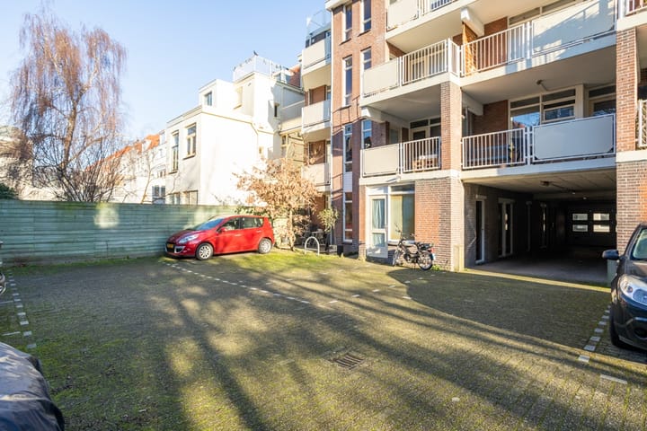 Foto 18 van Van Galenstraat 14-N