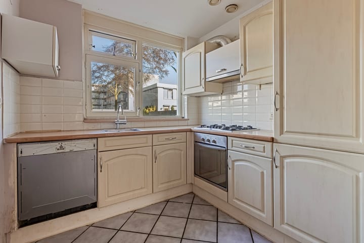 Foto 10 van Corrie Tendeloostraat 37