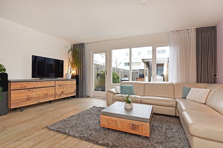 Foto 2 van Mosgroen 4