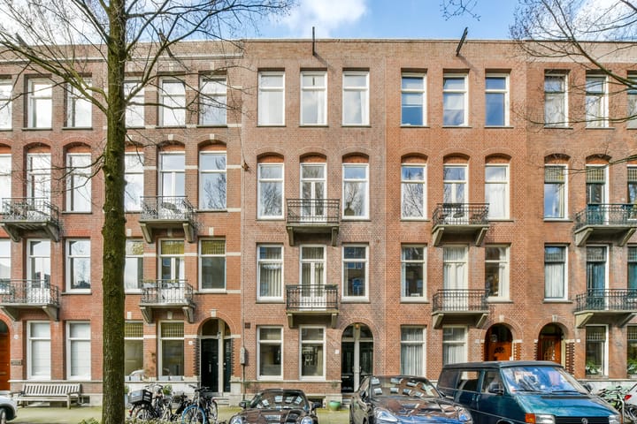 Photo 4 of Johannes Verhulststraat 150-H