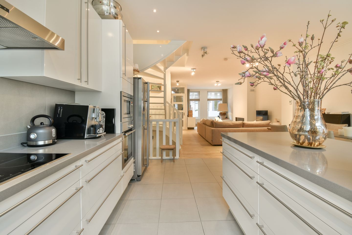 Foto 10 van Johannes Verhulststraat 150-H