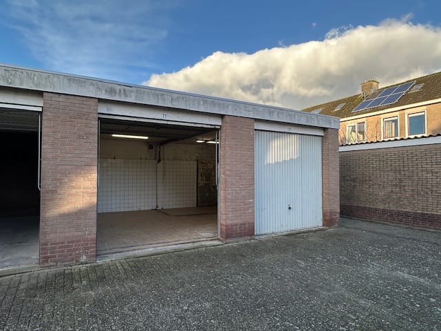 Photo 1 of Jan Mauwlaan 11-G