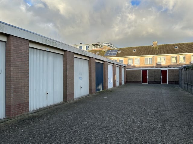 Photo 7 of Jan Mauwlaan 11-G