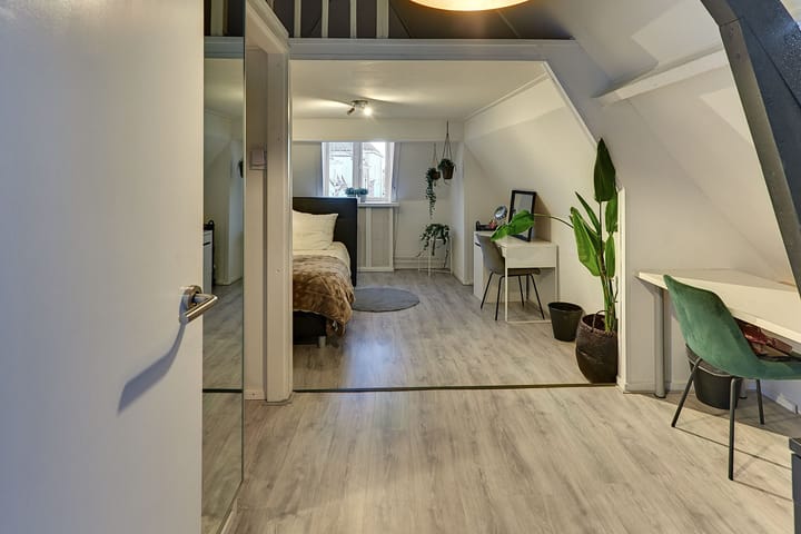 Photo 39 of Jodenkerksteeg 5