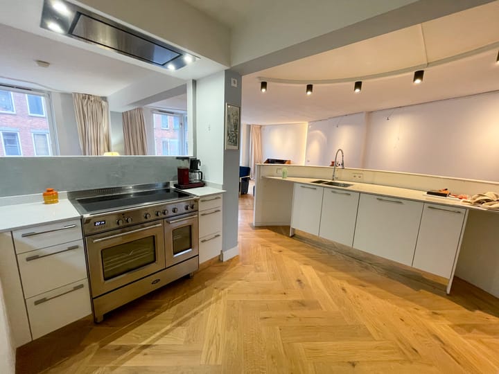 Foto 10 van Frederikstraat 14-B