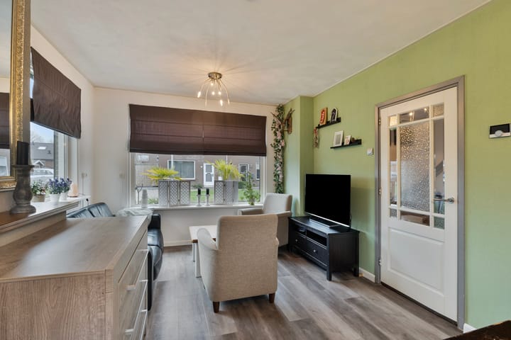 Foto 7 van Van Vollenhovenstraat 7