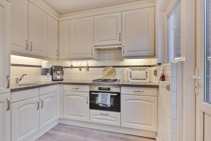 Foto 11 van Van Vollenhovenstraat 7