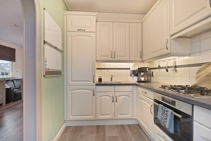 Foto 12 van Van Vollenhovenstraat 7