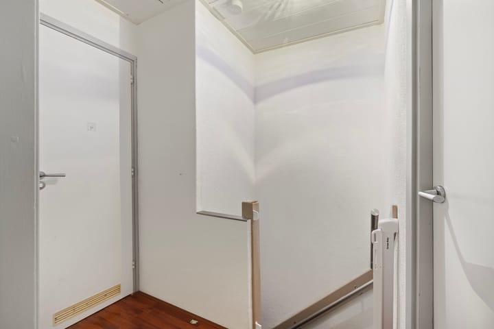 Foto 13 van Van Vollenhovenstraat 7