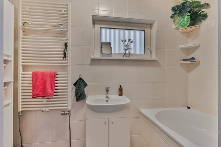 Foto 20 van Van Vollenhovenstraat 7