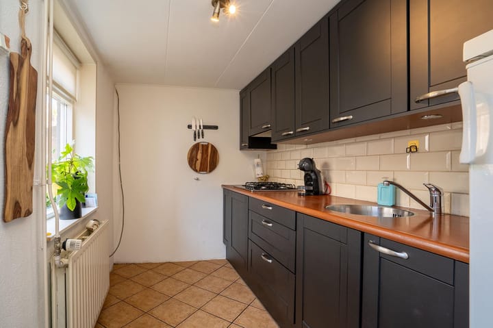 Foto 3 van Niasstraat 3