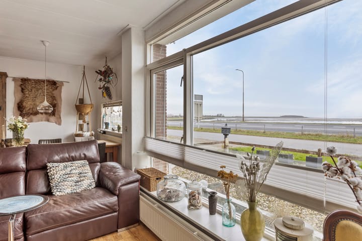 Foto 5 van 1e Deltaweg 3