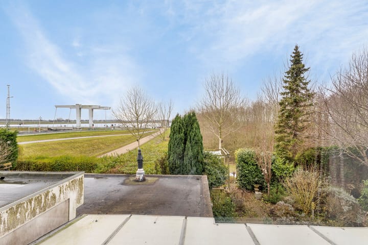 Foto 20 van 1e Deltaweg 3