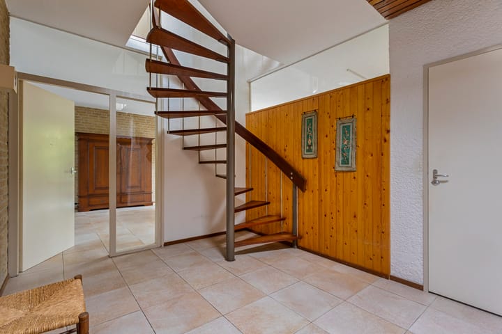 Foto 27 van Groningenlaan 1