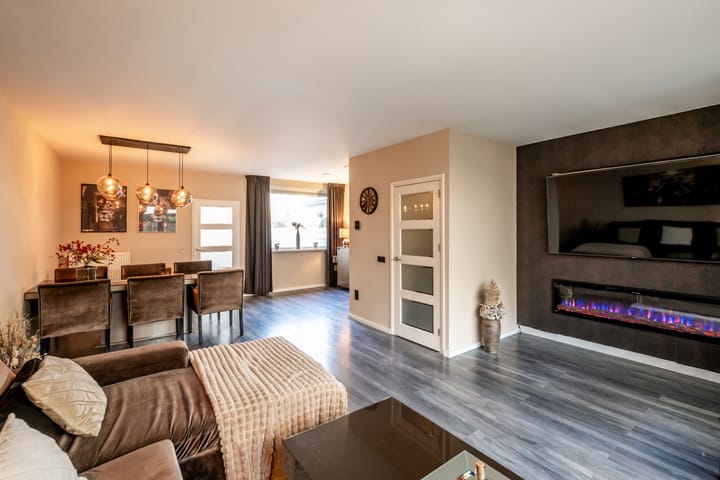 Foto 9 van Tinnegieter 6