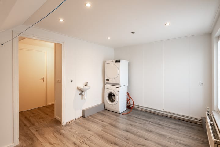 Foto 15 van Tinnegieter 6