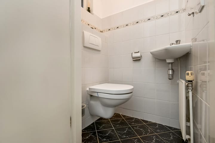 Photo 15 of Rijnstraat 13