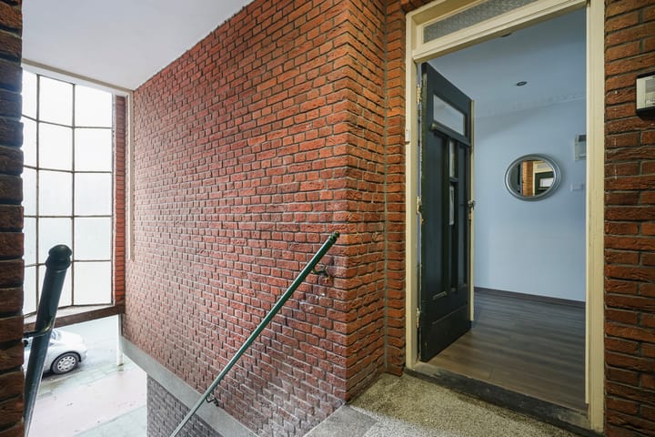 Foto 8 van De la Reyweg 151