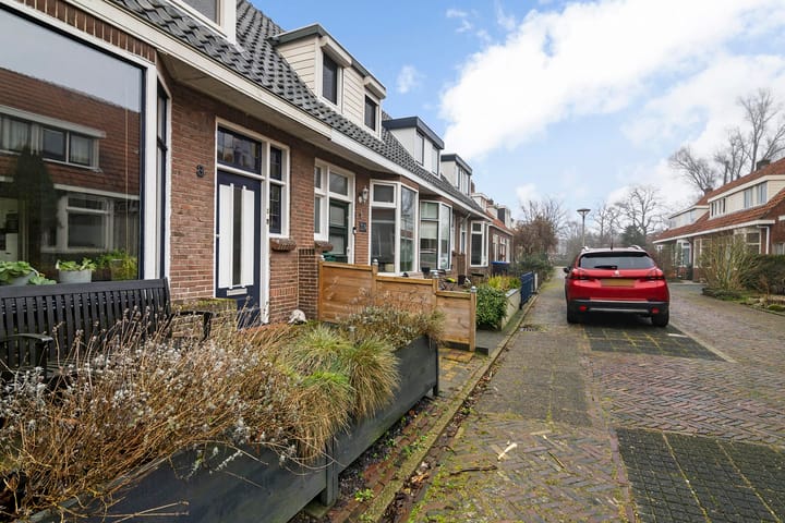 Photo 7 of Albert Cuypstraat 3