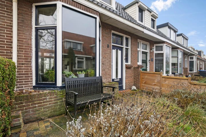 Photo 6 of Albert Cuypstraat 3