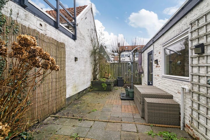 Photo 30 of Albert Cuypstraat 3