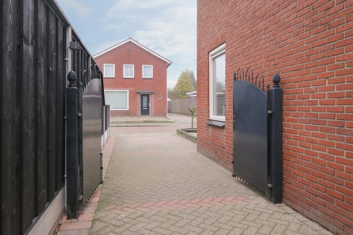 Foto 29 van Pastoor Eshuisstraat 9