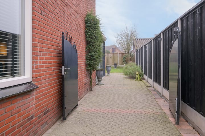 Foto 30 van Pastoor Eshuisstraat 9