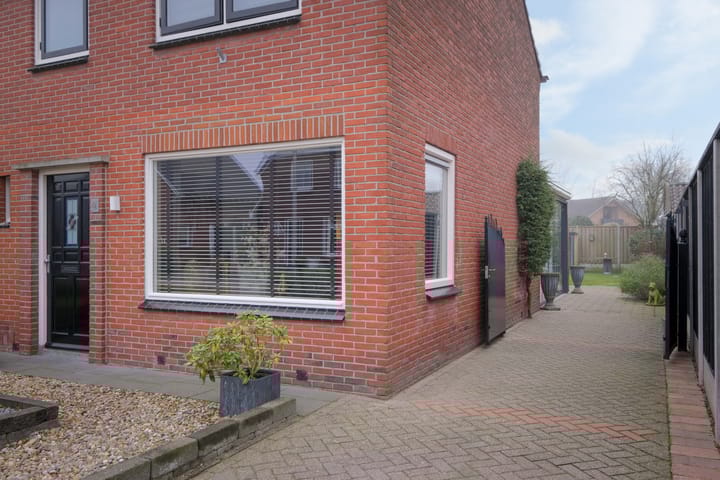 Foto 31 van Pastoor Eshuisstraat 9