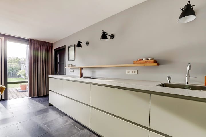 Foto 9 van Helmkruid 32