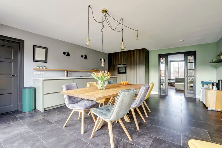 Foto 3 van Helmkruid 32