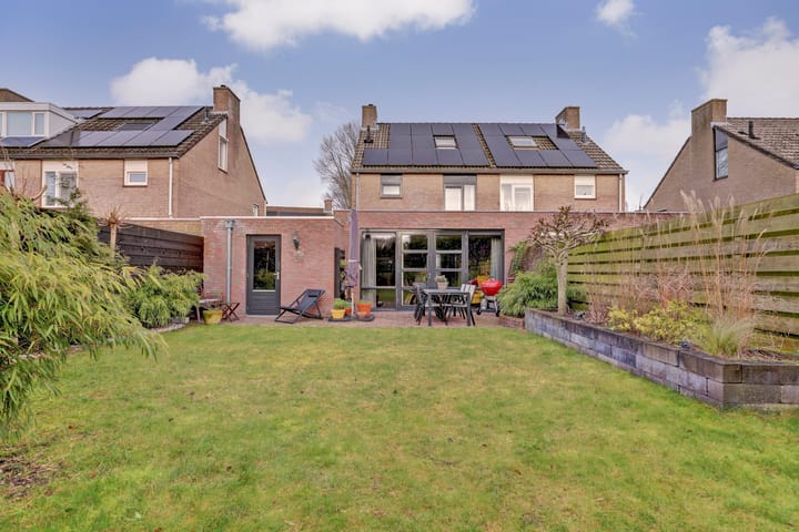 Foto 44 van Helmkruid 32