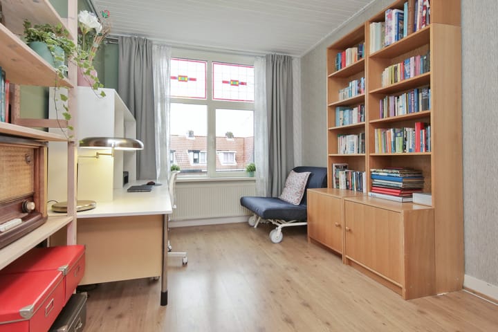 Photo 25 of Van Oosten de Bruijnstraat 175-RD