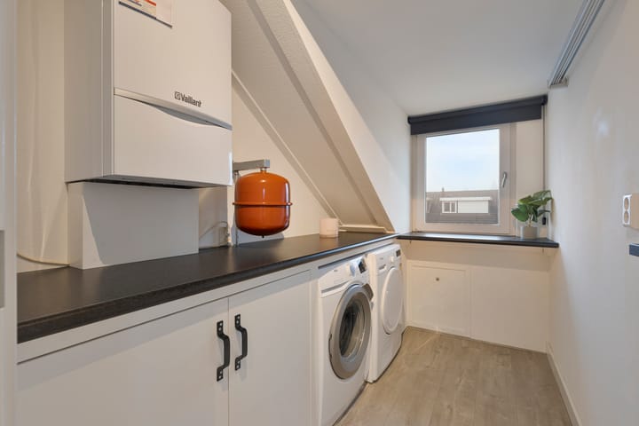 Foto 27 van Van Doesburgveld 23