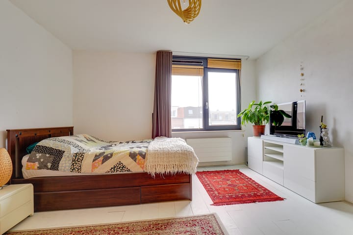 Foto 23 van Pieter Bernagiestraat 25