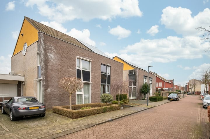 Foto 37 van Paul van Zeelandstraat 8