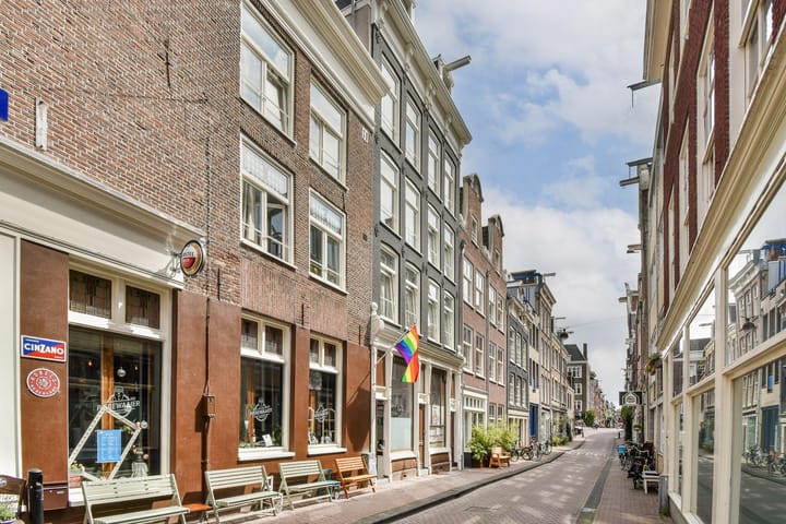 Photo 18 of Tweede Laurierdwarsstraat 43-3